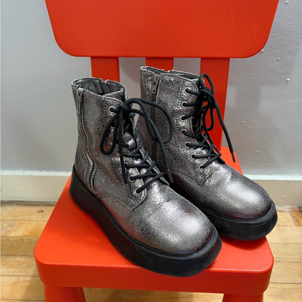 Steve Madden Girl Lace Up Silver Boots